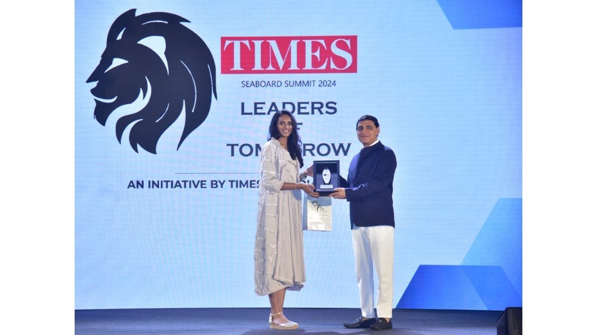 Jatin Ahluwalia, Sports NTW Co-founder felicitated at Times Leaders of Tomorrow