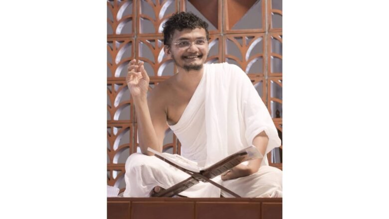 At Palitana, Jain Monk P. P. Panyas Shri Labdhivallabh Vijay Will Create History by Being Appointed Acharya at a Young Age