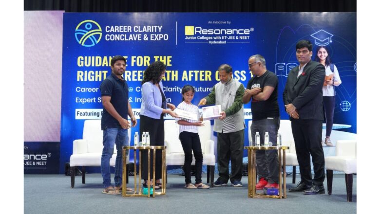 Resonance Hyderabad Awards Tablets to Top 100 Mega ResoFAST 2026 Achievers
