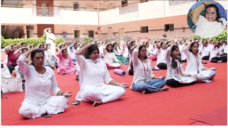 Sahaja Yoga’s Yoga, Meditation and Music Event Bags World Record with 100+ Flutists’ Tribute to India Women’s Cricket Team